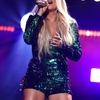 carrie-underwood-performs-at-2018-cma-music-festival-in-nashville-7.jpg
